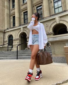 Koleen Diaz, Outfits With Jordan 1s Fashion Styles, Jordan 1 Outfit Women, Jordan Outfit, Jordan Outfits, Trendy Fall Outfits, Streetwear Fashion Women