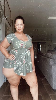 Angelina Christina Cranmer (@misshourglass2.0) • Instagram photos and videos Alden Boots, Big Size Fashion, Big Women Fashion, Ferrari F12, Start A Fire, Sundress Dress, 50 Plus, Seductive Clothes, Big Girl Fashion