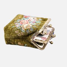 With a nod to the Victorian era, MCW’s freshly combines the classic and elegant design of the traditional carpet bag with a textural and tactile twist.The main body of coin purse is made with rich chenille carpet, cotton floral canvas, and brass clasp with double kiss lock.There are pockets for ID and cards on both side of middle panel, which makes this coin purse very functional and easy to organize your ID, cards, money and coins. This Victorian Carpet Coin Purse is going to be your daily comp Cheap Vintage Pouch Coin Purse, Victorian Carpet Bag, Luxury Vintage Coin Purse For Gift, Frye Boots Outfit, Victorian Carpet, Christmas Gift Inspiration, Traditional Carpet, Cute Coin Purse, Cute Wallets