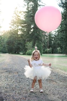 Second Birthday Photo Shoot, 2 Happy Birthday, Happy Birthday 2, Candid Pictures, 2nd Birthday Party For Girl, Toddler Pictures