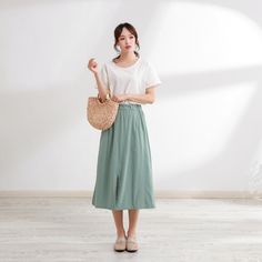 Size Chart :  It is the garment's measurements, Not body measurements . Size XS:  Flexible Waist: 65cm-80cm（25.6"-29.5"）, Length: 75 cm （29.5"） Size S: Flexible Waist: 70cm-85cm（27.5"-33.5"）, Length: 75 cm （29.5"） Size M: Flexible Waist: 75cm-90cm（29.5"-35.5"）, Length: 75 cm （29.5"） Size L: Flexible Waist: 80cm-95cm（31.5"-37.5"）, Length: 75 cm （29.5"） Size XL: Flexible Waist: 90cm-105cm（35.5"-41.5"）, Length: 75 cm （29.5"） Size XXL: Flexible Waist: 100cm-115cm（39.5"-45.5"）, Length: 75 cm （29.5"） Size 3XL: Flexible Waist: 110cm-125cm（43.5"-49.5"）, Length: 75 cm （29.5"） Size 4XL: Flexible Waist: 120cm-135cm（47.5"-53.5"）, Length: 75 cm （29.5"） Size 5XL: Flexible Waist: 130cm-145cm（51.5"-57.5"）,  Length: 75 cm （29.5"） Size 6XL: Flexible Waist: 140cm-150cm（56.5"-63.5"）,  Length: 75 cm （29.5"） 🌸 High Waist Cotton Skirt In Solid Color, High-waist Solid Color Cotton Skirt, High Waist Solid Color Cotton Skirt, High Waist Solid Cotton Skirt, High Waist Cotton Lined Pencil Skirt, Cotton Lined Pencil Skirt For Summer, Casual High Waist Gathered Skirt, Spring Cotton Pencil Skirt With Pockets, Cotton Midi Pencil Skirt For Summer