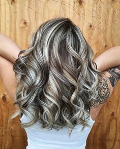 Metallic Blonde Highlights For Chocolate Hair Grey Brown Hair, Gray Highlights, Blonde Summer, Dark Ombre, Highlights Summer, Grey Highlights, Hair Highlights And Lowlights, Brunettes Highlights, Ash Blonde Highlights