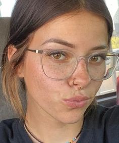 Women’s Glasses Aesthetic, Nose Ring And Glasses, Glasses And Septum Piercing, Glasses Inspo Long Face, Aesthetic Prescription Glasses, Styles Of Glasses For Women, Clear Glasses Outfit Style Fashion, Nose Ring With Glasses, Glasses For Brown Eyes