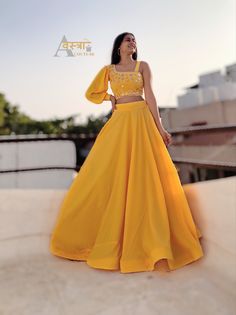 Haldi Outfit, Simple Lehenga, Traditional Indian Dress, Indian Dresses Traditional