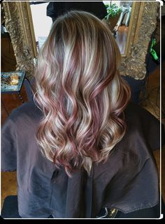 Burgandy Highlight On Blonde Hair, Blond With Burgundy Highlights, Blonde With Magenta Highlights, 2023 Spring Hair Color Trends For Women, Blonde With Rose Gold Highlights, Burgundy Lowlights In Blonde Hair, Blonde Burgundy Hair, Pinwheel Hair Color Ideas, Rose Gold Highlights Blonde