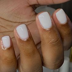 Gel Nail Polish Natural Nails, Natural Nails White, White Nails Manicure, Non Gel Nails, Gel Nail Designs White, Bunny Nail Color, Gel Nails Ideas White, Natural Nails With Gel Polish, White Nails Natural