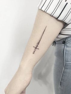 Daggar Tattoo, Dagger Tattoo Ideas, Bookish Tattoos, Knife Tattoo, Single Needle Tattoo, Blackwork Tattoos, Cute Tiny Tattoos, Dagger Tattoo, Sternum Tattoo