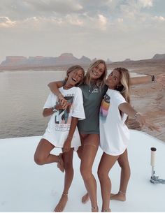 Foto Best Friend, Bff Pics, Bestie Pics, Photos Bff, Friend Pics, Best Friend Photography, Best Friend Poses, Best Friend Photoshoot