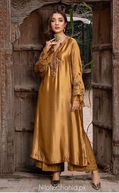 Silk Kaftan With Dupatta For Wedding, Gold Tussar Silk Straight Kurta Set, Eid Anarkali Style Raw Silk Kaftan, Elegant Kaftan With Sheer Dupatta For Diwali, Elegant Diwali Kaftan With Sheer Dupatta, Diwali Gold Kaftan With Zari Work, Festive Kaftan With Dupatta For Eid, Elegant Tussar Silk Straight Kurta, Elegant Gold Kaftan For Diwali