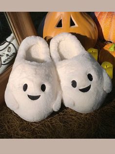 Women's Cute 3D Ghost Shape Warm Plush Lined Non-Slip Thick Sole Indoor Home Slippers For Winter Holiday White     Animal    Women Shoes, size features are:Bust: ,Length: ,Sleeve Length: Penguin Slippers, Stitch Backpack, Soft Heels, Bat Design, 3d Dog, Indoor Slippers, Halloween Men