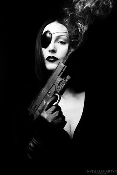 Woman With Eyepatch Art, Shutter Drag Photography, Goth Eyepatch, Military Woman Pictures, Female Cop, Military Photography, Sin City, Badass Women, Dark Beauty