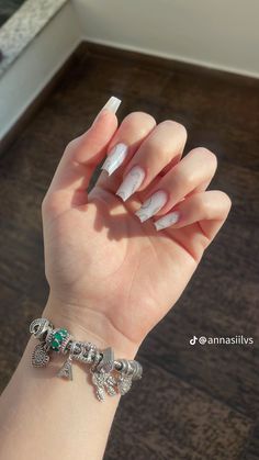 Casual Nails, Classy Acrylic Nails, Halsey, Aesthetic Collage, Nara, Stylish Nails, Nails Inspiration, Cute Nails, Nail Inspo