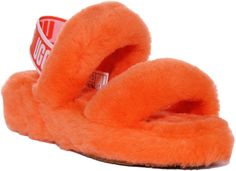 Just Dropped 🤯 You won’t believe this! Ugg Australia Oh Yeah In Orange For Women at £79.99 🤯 by Ugg Australia 🚀 Selling out fast so be quick! 🚀 Ugg Australia