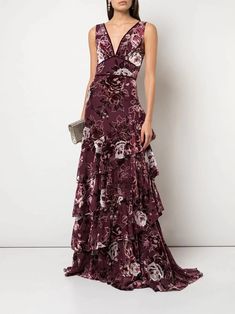 Floral Wedding Gown, Embroidered Cocktail Dress, Black Ball Gown, Gala Dress, 2020 Vision, Gown Skirt, Designer Evening Gowns, Designer Evening Dresses, Gala Dresses