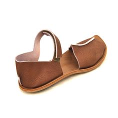 Cydwoq Women's Sandal *Slight color variations possible--call for leather-related inquiries. Leather Huarache Sandals With Leather Lining For Summer, Adjustable Brown Closed Toe Slingback Sandals, Brown Closed Toe Slingback Sandals With Rubber Sole, Adjustable Closed Toe Leather Sandals, Leather Closed Toe Slingback Sandals For Summer, Brown Ankle Strap Sandals With Rubber Sole, Brown Adjustable Slingback Slip-on Sandals, Adjustable Brown Slip-on Slingback Sandals, Leather Sandals With Leather Lining For Summer