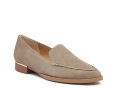 Loafer Shoes Women, Suede Loafers, Leather Pieces, Shoe Size Chart, Office Outfits, Shoe Style, Work Outfits, Soft Suede, Loafers For Women