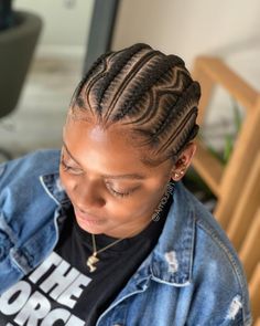 Amourjah on Instagram: “Perfection is that you!!! 🔥🔥🔥 One of my most requested styles 😩 Book Under 6 Feeding Braids” Ben And Betty Hairstyle, Ben And Betty Hairstyle African, Ben And Betty, Feeding Braids, Crochet Box Braids Hairstyles, Neat Braids, Under Braids, French Braid Ponytail, Crochet Box Braids