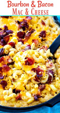 the macaroni and cheese is topped with bacon