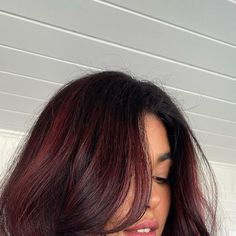 Gia on Instagram: "Cherry cola 🍒🥤  #fallhaircolor #fallhairinspo #cherrycola #cherrycolahair #winehaircolor #burgundylook" Short Cherry Coke Hair, Cherry Coke Hair Curly, Short Cherry Cola Hair, Cherry Cola Hair Color Curly, Coca Cola Hair, Curly Cherry Coke Hair, Cherry Coke Hair, Cola Hair, Cherry Cola Hair