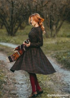 Long Sleeve Cottagecore Dress, Red Hair Clothing Style, Wool Wrap Dress, Warm Winter Dress, Fall Dresses And Skirts, Wool Dress Pattern, Short Dress Winter Outfit, Cute December Outfits, Modern Cottagecore Fashion