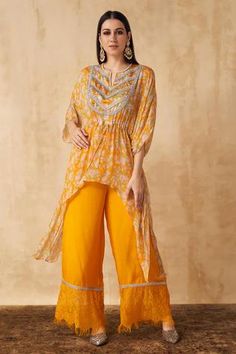 Shop for Sakshi Girri Yellow Chiffon Printed Kaftan And Palazzo Set for Women Online at Aza Fashions Yellow Kaftan, Paulmi And Harsh, Wedding Outfits Indian, Mrunalini Rao, Printed Kaftan, Latest Dress Design, Honey Yellow, Palazzo Set, Floral Prints Pattern