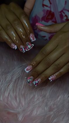 Nails With D On It, Cute Short Nail Sets Birthday, Nails Inspo Short, Gel Acrylic Nails, Gel Nails Diy