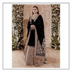 Lehenga Winter Wedding Outfits, Nikkah Dress, Velvet Dress Designs, Bridal Lehenga Collection, Bridal Dresses Pakistan, Pakistani Wedding Outfits, Salwar Kamiz, Velvet Clothes