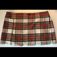 Never Worn Burberry Mini Skirt Preppy Red Skirt, Red Preppy Skirt, Preppy Red Fitted Skort, Preppy Red Mini Skirt, Preppy Red Pleated Mini Skirt, Red Pleated Mini Skirt In Preppy Style, Red Pleated Preppy Mini Skirt, Preppy Fitted Red Mini Skirt, Elegant Red Mini Skort