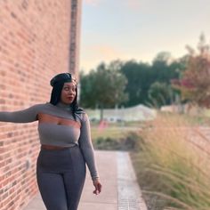 Turtle Neck Long Sleeve Top With Bandeau. Ribbed Material. Light Stretch. New. Never Worn (Boutique). Model Is Wearing A Size Large. Grey Two Piece, Turtle Neck Long Sleeve, Long Sleeve Top, Long Sleeve Tops, Sleeve Top, Two Piece, Turtle Neck, Womens Tops, Boutique