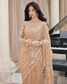 Noor Zafar Khan Saree, Simple Saree For Wedding Function, Simple Elegant Sarees Classy, Simple Sarees Classy, Beautiful Sarees Classy, Classy Sarees Elegant, Elegant Saree Classy, Functional Outfits, Noor Khan