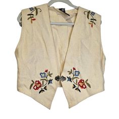 In Good Condition Stunning Vintage Lillunn Norway L Ivory Wool Vest Floral Embroidered Nordic Cottage. Bust Is 19 In Across, Length Is 16 In Nordic Cottage, Embroidered Vest, Coats Vintage, Womens Jackets, Wool Vest, Vest Coat, Coats Jackets Women, Womens Vest, Diy Clothes