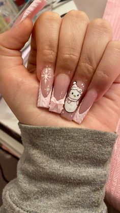 Winter Christmas Nails Hello Kitty, Nails Acrylic Coffin Hello Kitty, Short Hello Kitty Christmas Nails, Christmas Nails Latina, Medium Nails Acrylic Christmas, Nails Christmas Hello Kitty, Hello Kitty Leopard Print Nails, Pink Hello Kitty Christmas Nails, Hello Kitty Nails Art Short