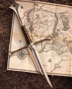 Dagger Aesthetic, Medieval Aesthetic, Images Harry Potter, Royalty Aesthetic, Royal Aesthetic, The Pirate King, Jrr Tolkien, Fantasy Aesthetic, Throne Of Glass