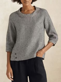 Come to Shopcozy to buy T-shirts at a discounted price, SPU: 4491T-BME12B, Color: Deep Gray, Style:Casual, Neckline:Crew Neck. Casual Solid Color Crew Neck Blouse, Casual Crew Neck Tops For Layering, Casual Long Sleeve T-shirt For Gatherings, Relaxed Fit Crew Neck Top For Work, Casual Gray Tops For Work, Casual Gray Cotton Blouse, Gray Crew Neck Blouse For Fall, Gray Crew Neck Top For Work, Casual Crew Neck Blouse With Relaxed Fit