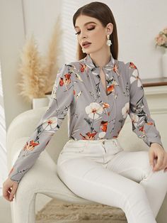 Grey Elegant  Long Sleeve Polyester Floral Top Embellished Non-Stretch Spring/Fall Women Tops, Blouses & Tee Classy Bodycon Dress, Body Con Dress Outfit, Blouse Neck Designs, Women Blouses, Blouse Outfit, Mua Sắm, Floral Top, Printed Blouse, New York Fashion Week