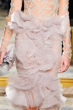 Marchesa Spring 2012 RTW - Details - Collections - Vogue Glamorous Chic Life, Marchesa Spring, Wedding Beauty, Marchesa, A Dress, Fashion Details, Fashion Prints, Wedding Gowns, Designer Dresses