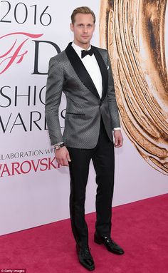 Tom Ford Tuxedo, Men Swag, December Outfits, Cfda Fashion Awards, Tuxedo Vest, Cfda Awards, Best Dressed Man