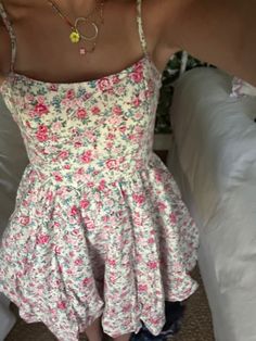 Flowery Dress, Grad Dresses, Mode Inspiration, Dream Clothes, Fancy Dresses, Not Mine, Look Fashion