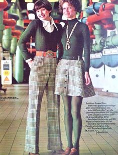 1960s Fashion Pants, Shelley Hack, 1970s Fashion Women, Decades Fashion, 1970s Women, 60s 70s Fashion, 60s And 70s Fashion, 70s Women, 70s Inspired Fashion