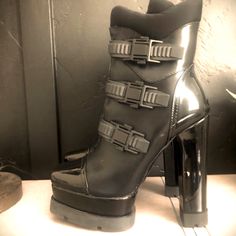 These Are My Favorite Purchase And Only Had An Opportunity To Wear Them Once! Sexy/ Treaded/- Binding Closures On Sides- Unique -Rare- 6” Heel Platform Is About 3.5 Shoes Reference, Shoe Goals, Oc Fashion, Punk Boots, Roper Boots, Fab Shoes, Kids Bed, Heels Stilettos, Cyberpunk Fashion