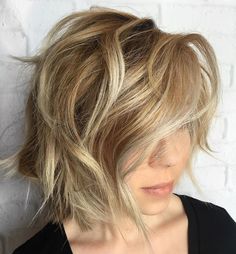 Choppy Bob Haircut Fine Hair Round Face, Short Hairstyles For Fine Hair, Bob Haircuts For Fine Hair, Hairstyles For Fine Hair, Hair Round Face, Choppy Bob Haircuts, Hair Color Unique, Choppy Bob, Short Curly Haircuts