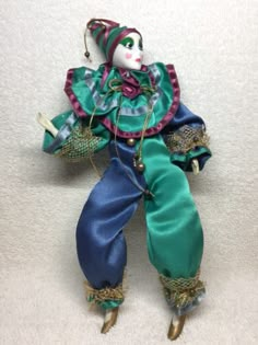 Clown Doll Jester Porcelain Head Blue Turquoise Outfit 18 Inches Long Nice Cond | eBay Vintage Jester Costume, Witch Boy Art, Jester Outfits, Old Dolls Vintage, Vintage Clown Doll, Clown Collection, Clown Ideas, Jester Doll, Turquoise Outfit