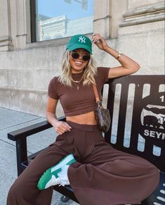 Brown Trousers Summer Outfit, Brown Outfit Monochrome, Deep Brown Outfit, Brown Monochrome Outfit Summer, Late Summer Outfits Early Fall 2023, Styling Brown Trousers, Brown Leggings Outfit Summer, Chocolate Brown Trousers Outfit, Espresso Brown Outfit