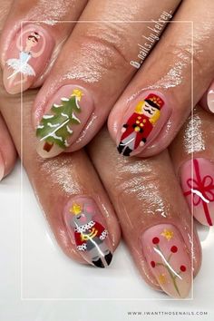 Nutcracker ballet nails Nutcracker Christmas Nails, Christmas Nails Nutcracker, Art Deco Nails Designs, Nutcracker Nail Art, Nutcracker Nails Designs, Christmas Ornament Nails, Christmas Disney Nails, Nutcracker Nails, Noel Nails