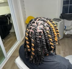 Taper Dreads Men, Twist Dreads Hairstyles, Dreadlocks Dyed Tips, Dreads With Colored Tips Men, Dyed Hair Locs, Dread Highlights Men, Styles For Dreads Men, Skunk Stripe Dreads, Color Dreads Black Man