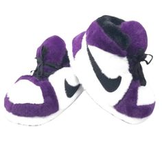 Sneaker Slippers in Black and White AJ Look – Comfy adult AJ slippers - Trendy Fluffy Shoes, Sneaker Lovers, Winter Sneakers, Sneaker Slippers, Soft Purple, Purple Fabric, House Shoes, Purple Hues, Classic Sneakers