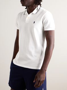 Polo Ralph Lauren's polo shirt is part of its capsule with Wimbledon, the brand is the tournament's official outfitter. It's cut from breathable cotton-piqué and has an appliquéd logo patch on the sleeve. Ralph Lauren Wimbledon, Nike Summer Shoes, Pique Shirt, Tom Ford Bag, Wardrobe Edit, Luxury Sneakers, Ralph Lauren Polo Shirts, Ralph Lauren Collection, Pique Polo Shirt