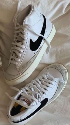 Nike Blazer Aesthetic, Loren Hale, Calloway Sisters, Trendy Shoes Sneakers, Shoe Shopping, Addicted Series, All Nike Shoes, Soft Life, Shoe Wishlist