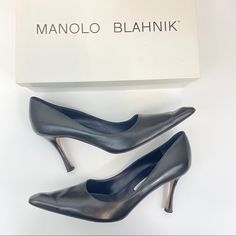 Size 39.5 Excellent Condition. Some Creasing Near Toe And Scuffing On Soles. Please See Photos. Comes With Original Box The Perfect Pair Of Classic Heels That Go With Everything. Dress Them Up Or Down And Wear Them Everywhere. Super High Quality And So Stunning! Bundle To Save! Manolo Blahnik Shoes Kitten Heel, Shoes Manolo Blahnik, Manolo Blahnik Black, Blahnik Shoes, Manolo Blahnik Shoes, Classic Heels, Stiletto Pumps, Manolo Blahnik, Classic Black