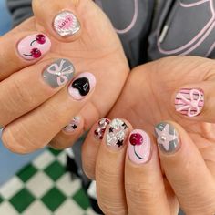 messy nails via @ang.tt_nail   #nails #nailart #naildesign #naildesign #korean #beauty #pressonnails Short Nail Designs Douyin, Gyaru Short Nails, Japanese Nail Art Short Nails, Messy Nails, Nail Korean Style, Deco Nails Kawaii, Korean Kitsch Nails, K Pop Nails, Korean Nail Art